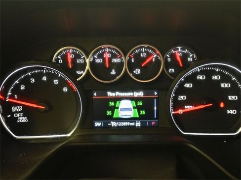 Used 2021 Chevrolet Tahoe LT image 16