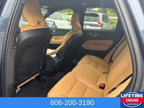 Used 2020 Volvo XC60 T5 Inscription AWD/4WD image 16