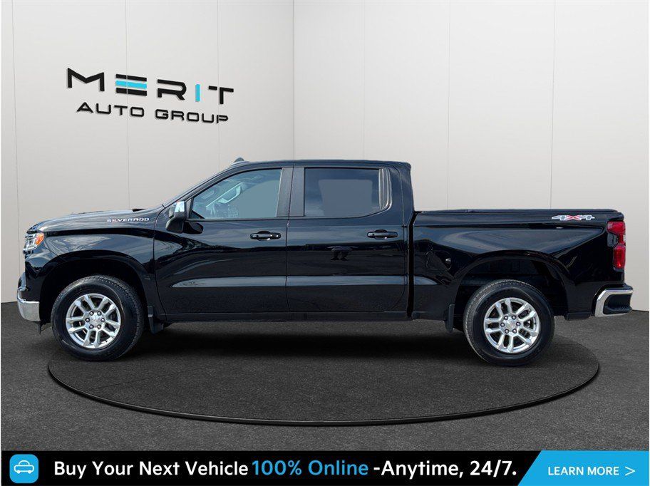Used 2023 Chevrolet Silverado 1500 LT AWD/4WD image 5