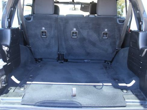Used 2022 Jeep Wrangler Unlimited Sport AWD/4WD image 40