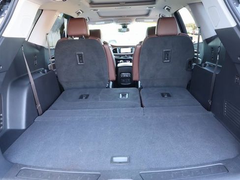 Used 2020 Buick Enclave Avenir w/ Avenir Technology Package image 16