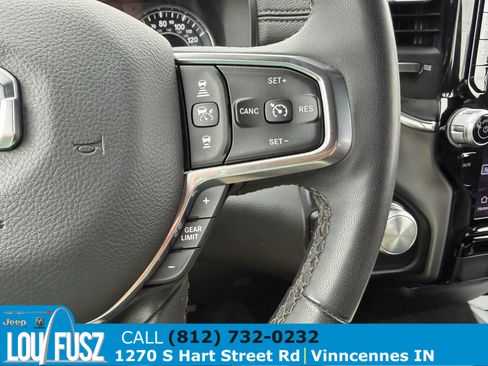 Used 2025 RAM 1500 Laramie AWD/4WD image 23