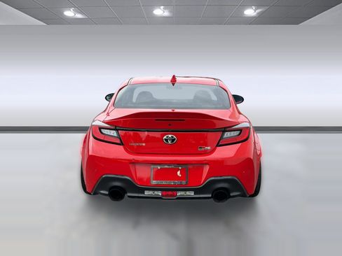Used 2022 Toyota GR86 Premium RWD image 10