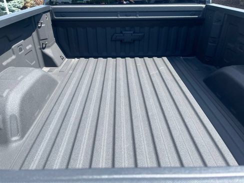 Used 2023 Chevrolet Silverado 1500 LT w/ Protection Package AWD/4WD image 13