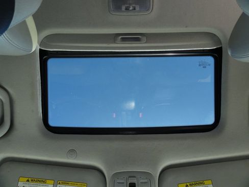 Used 2013 Kia Soul ! w/ Premium Pkg image 18