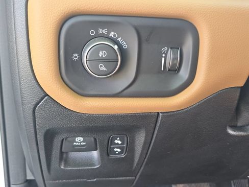 Certified 2020 RAM 1500 Big Horn AWD/4WD image 24