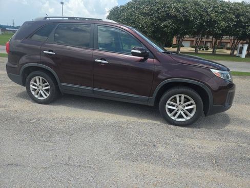 Used 2015 Kia Sorento LX FWD image 14