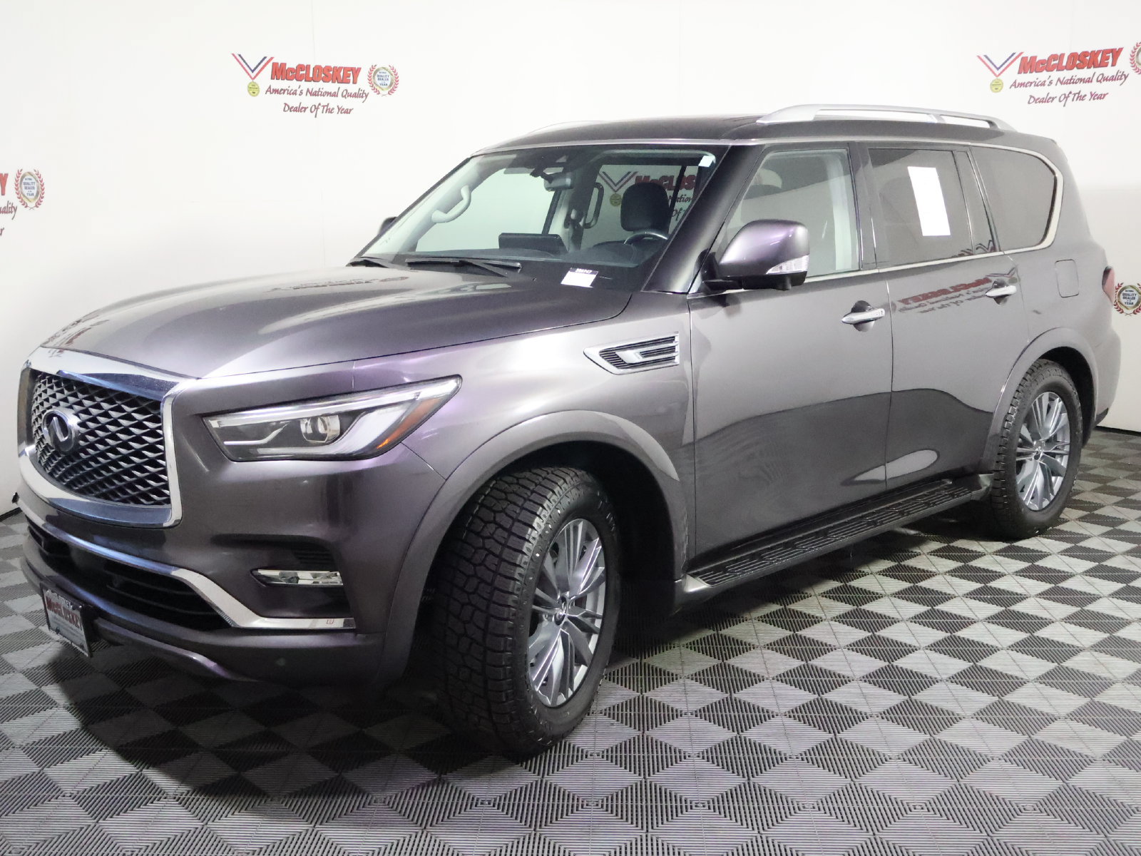 Used 2024 INFINITI QX80 Luxe AWD/4WD image 17