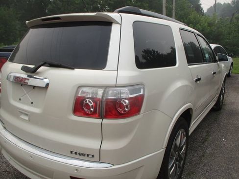 Used 2011 GMC Acadia Denali AWD/4WD image 4