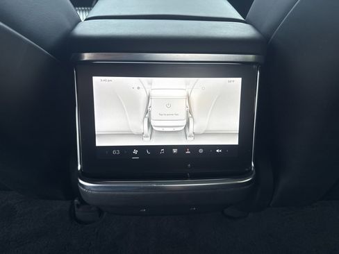 Used 2021 Tesla Model S Plaid image 15