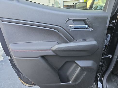 New 2025 Chevrolet Colorado Z71 w/ Technology Package image 24