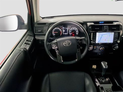 Used 2023 Toyota 4Runner TRD Off-Road Premium AWD/4WD image 21
