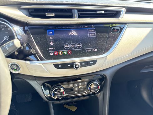 Used 2020 Buick Encore GX Essence image 24