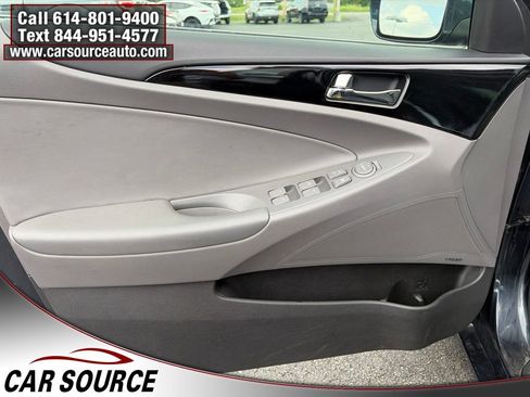 Used 2012 Hyundai Sonata Limited w/ Navigation Pkg FWD image 16