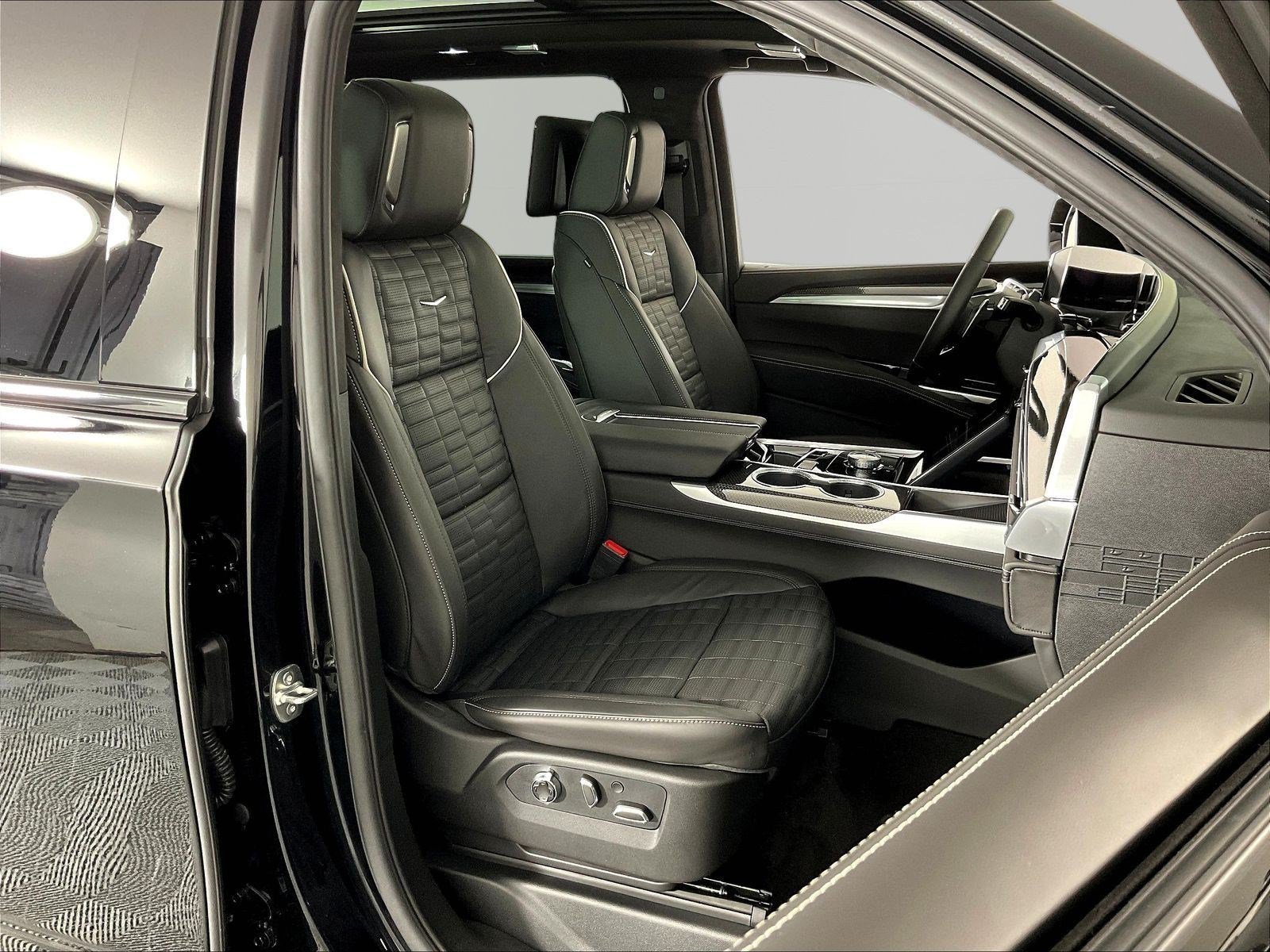 New 2027 Cadillac Escalade V AWD/4WD image 21