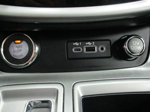 Used 2020 Nissan Murano SL image 25