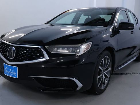 Used 2018 Acura TLX V6 w/ Technology Package image 3