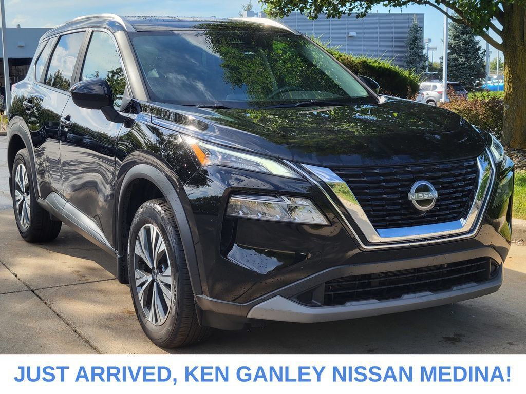 Certified 2023 Nissan Rogue SV w/ SV Premium B Package AWD/4WD image 1