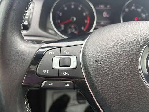 Used 2018 Volkswagen Passat 3.6 FWD image 23