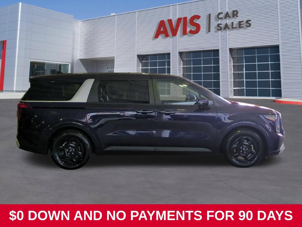 Used 2025 Kia Carnival FWD image 5
