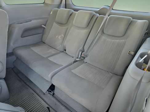 Used 2014 Nissan Quest SV FWD image 10