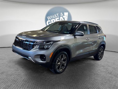 Certified 2024 Kia Seltos S image 8