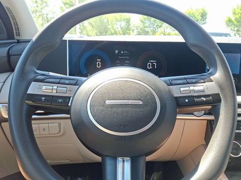 Used 2025 Hyundai Tucson SEL AWD/4WD image 18