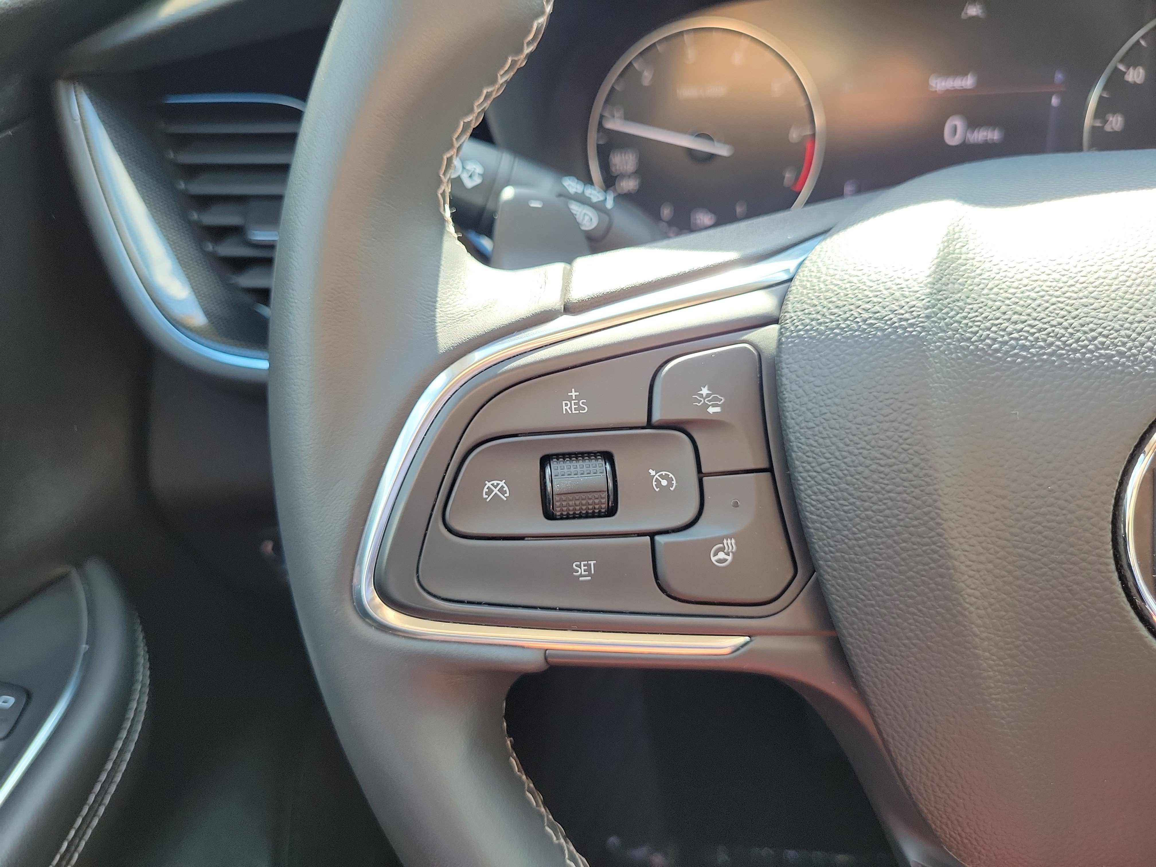 Used 2022 Buick Envision Preferred FWD image 20