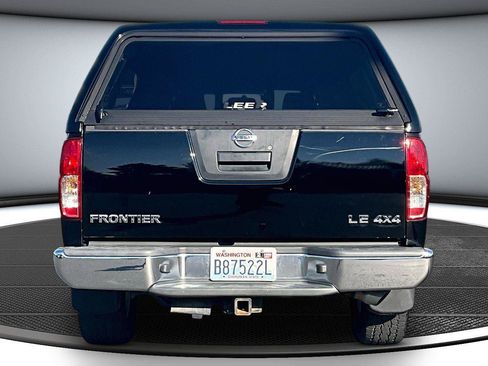 Used 2005 Nissan Frontier LE AWD/4WD image 6