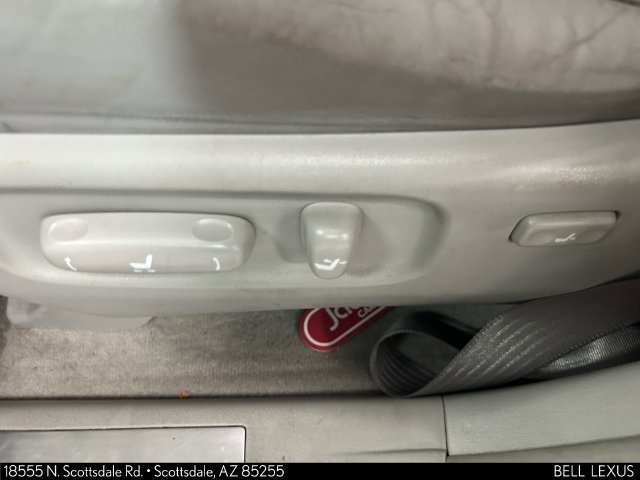Used 2005 Lexus RX 330 FWD image 17