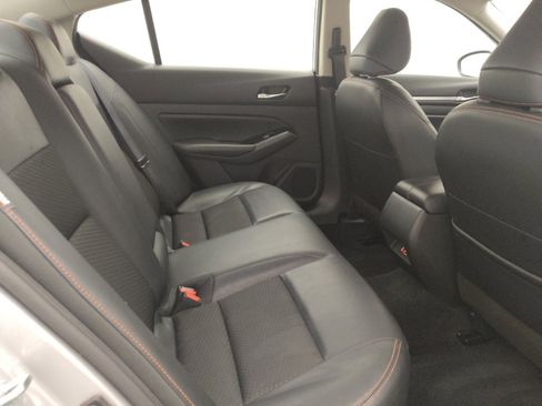 Used 2024 Nissan Altima 2.5 SR image 19