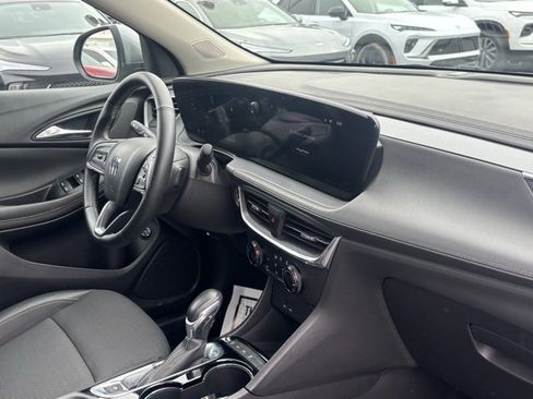Certified 2024 Buick Encore GX Preferred w/ Comfort Package image 15