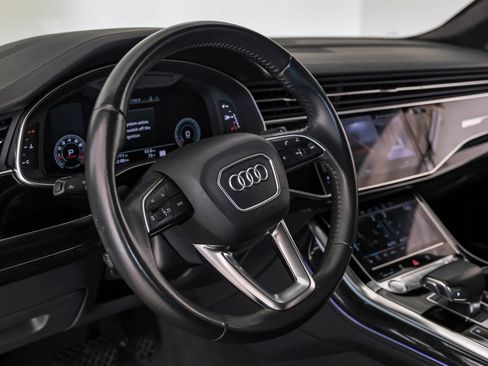 Used 2019 Audi Q8 Prestige image 15