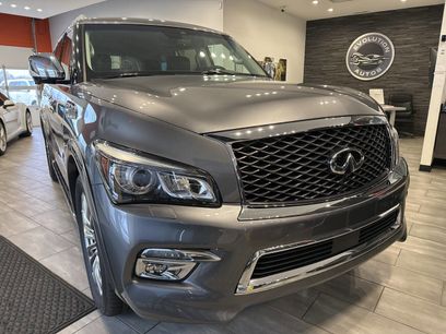 Used 2017 INFINITI QX80 4WD w/ Deluxe Technology Package
