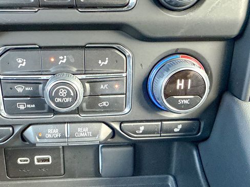 Certified 2024 Chevrolet Tahoe Z71 w/ Off-Road Capability Package image 36