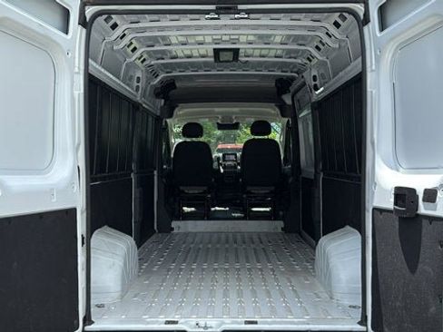 Used 2026 RAM ProMaster 2500 w/ Convenience Group FWD image 26