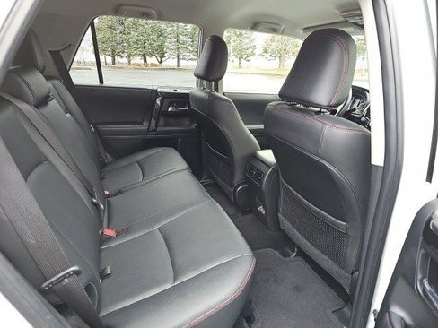 Used 2024 Toyota 4Runner TRD Off-Road Premium image 16