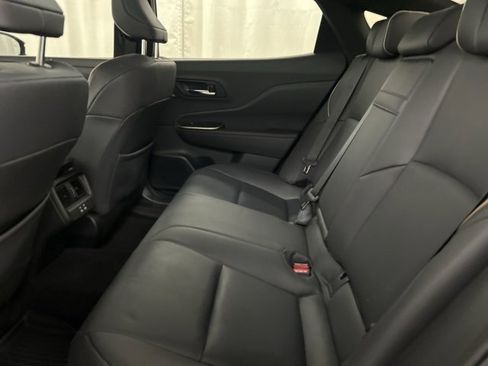 Used 2023 Toyota Crown Limited image 26