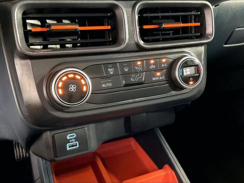Used 2022 Ford Maverick XLT FWD image 26