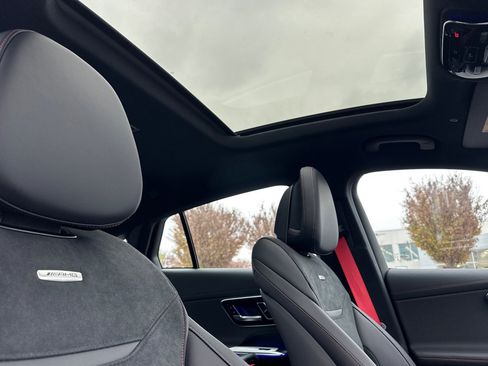 New 2026 Mercedes-Benz GLC 43 AMG 4MATIC Coupe image 17