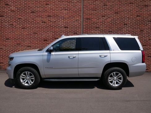 Used 2020 Chevrolet Tahoe LT AWD/4WD image 2