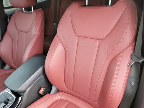 Used 2024 BMW X3 M40i w/ Premium Package image 7