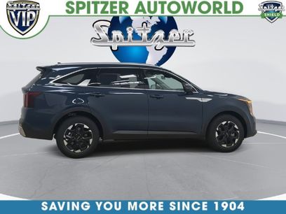 New 2026 Kia Sorento S w/ S Panoramic Sunroof Package