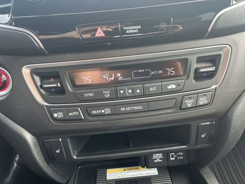 Used 2022 Honda Passport TrailSport image 19