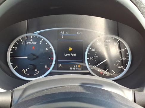 Used 2019 Nissan Sentra SV FWD image 17