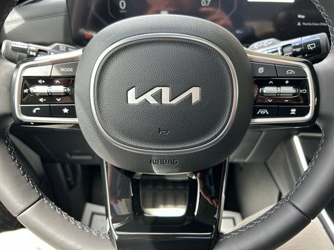 New 2026 Kia Carnival SX Prestige FWD image 25