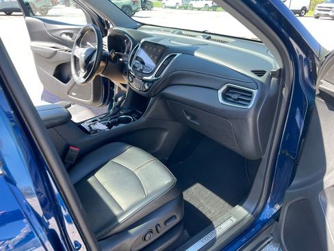 Used 2022 Chevrolet Equinox Premier FWD image 19