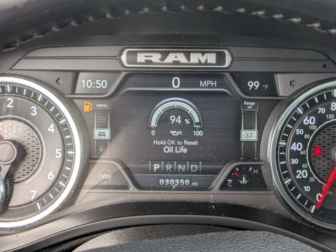Used 2022 RAM 1500 Big Horn AWD/4WD image 31