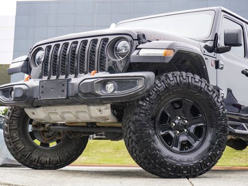 Used 2022 Jeep Gladiator Mojave w/ LED Lighting Group AWD/4WD image 1