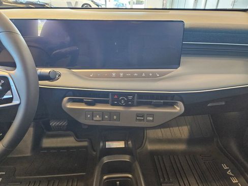 New 2026 Nissan Leaf SV+ w/ Floor Mat Package (SV+) image 18